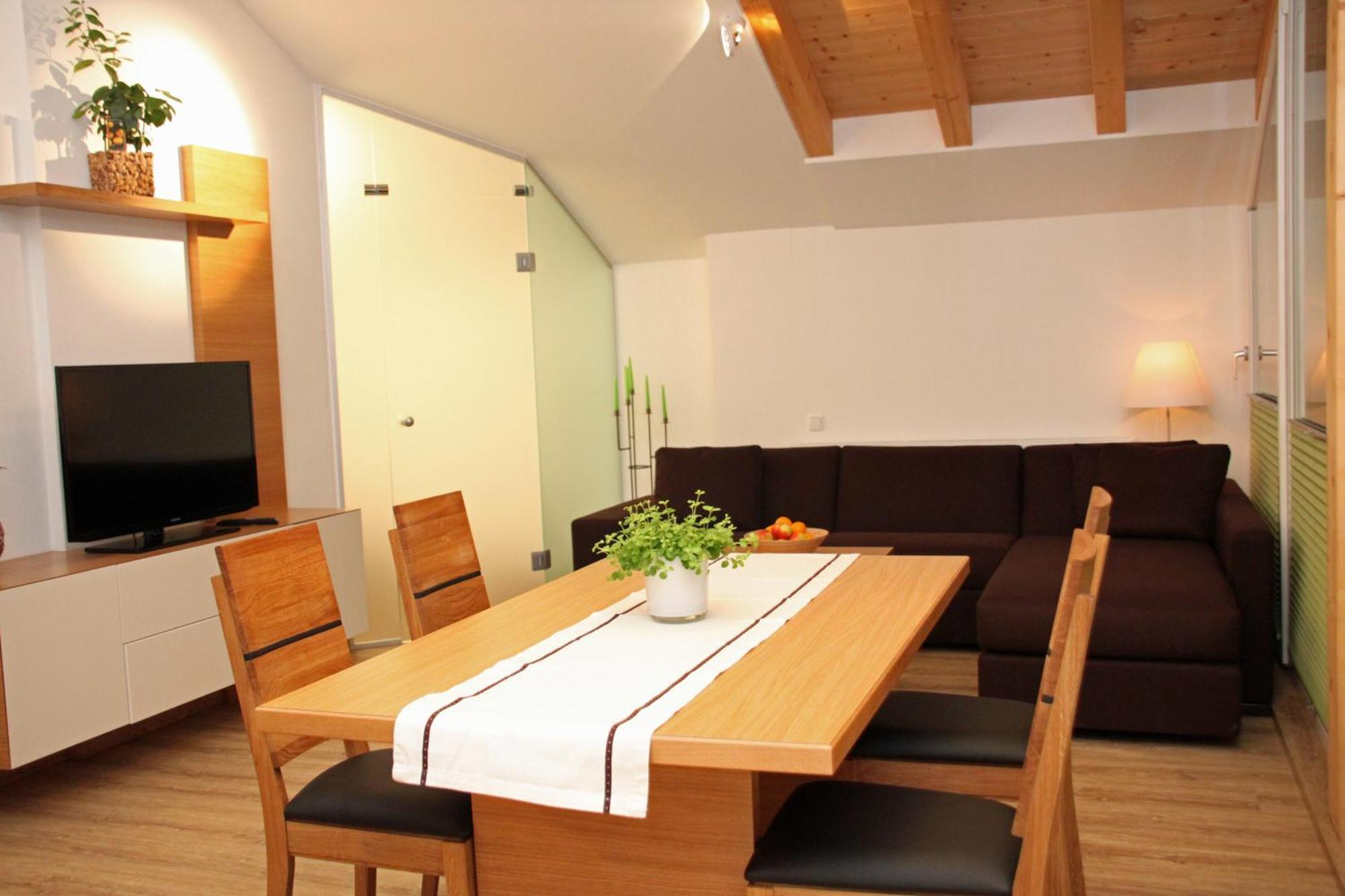غولنغ ان دير سالزا Pension Cafe Maier المظهر الخارجي الصورة