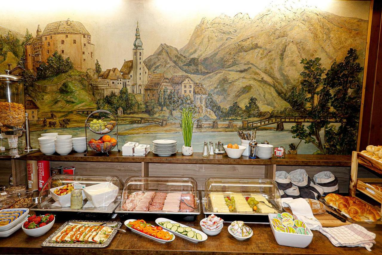 غولنغ ان دير سالزا Pension Cafe Maier المظهر الخارجي الصورة